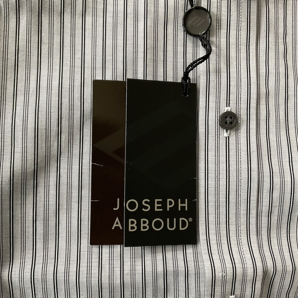 NWT Joseph Abboud Dress Shirt 
Men’s 17 32/33 
Trim Fit 
Black Grey Striped - Picture 5 of 9